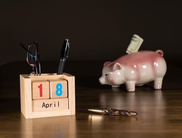 A piggy bank with coins and dollar bills next to a calendar marked with an emergency symbol, emphasizing the importance of an emergency fund.