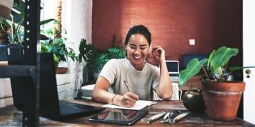 Beat Workplace Stress: A 30-Day Gratitude Journaling Challenge - Cover Image