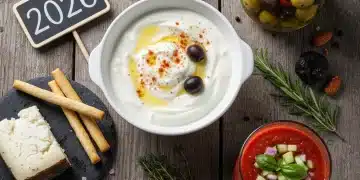 Variedad de alimentos fermentados españoles para una microbiota intestinal saludable.